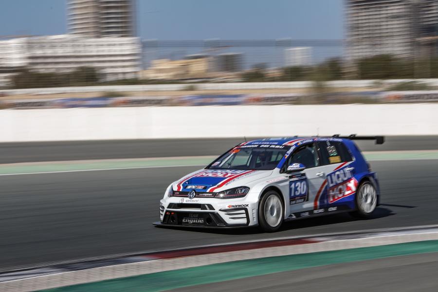  Volkswagen Golf GTI TCR (Typ 5G) 2018 года  (фото 34 из 39)